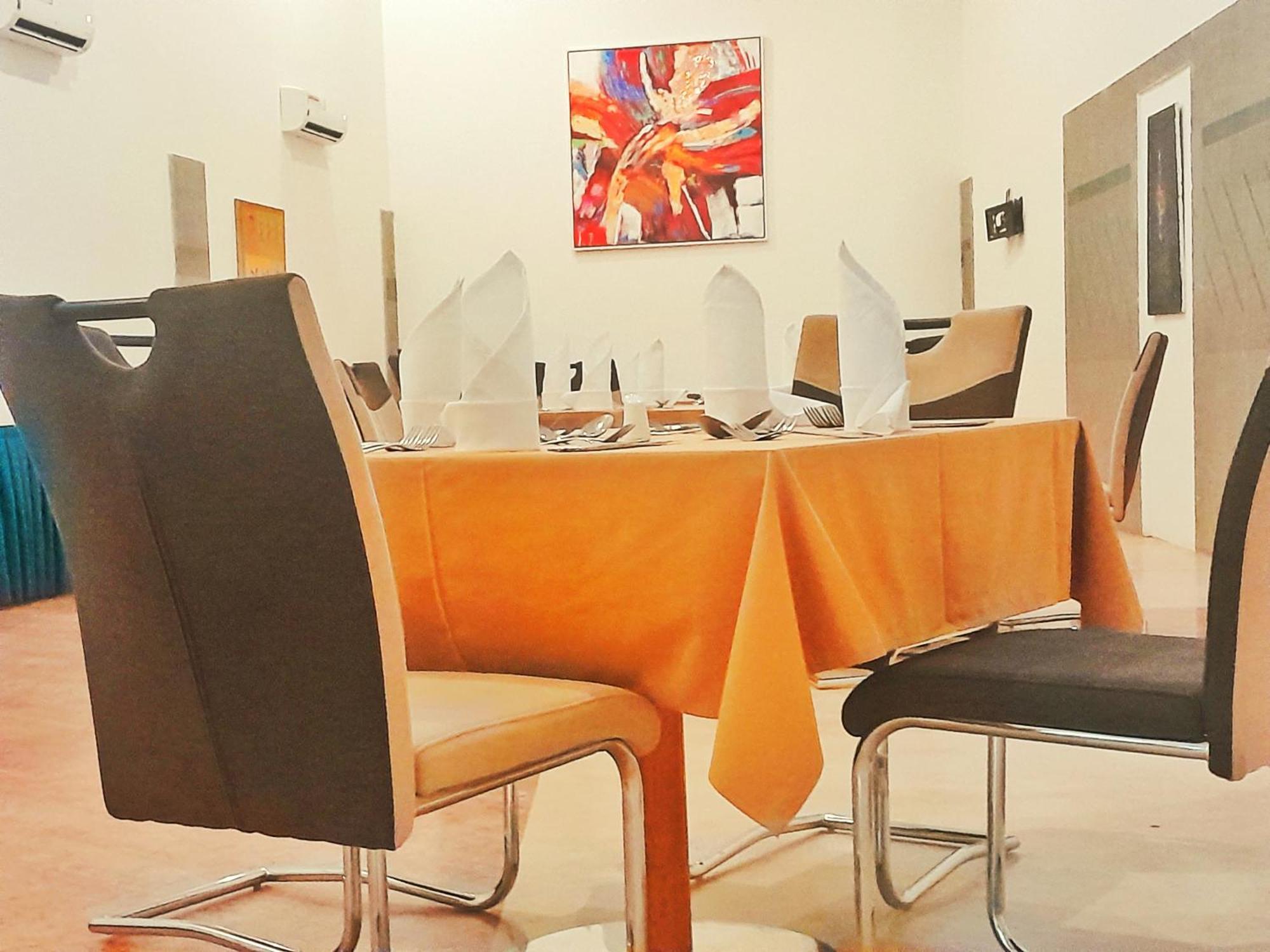 L'Amitie Hotel NʼDjamena Exteriér fotografie