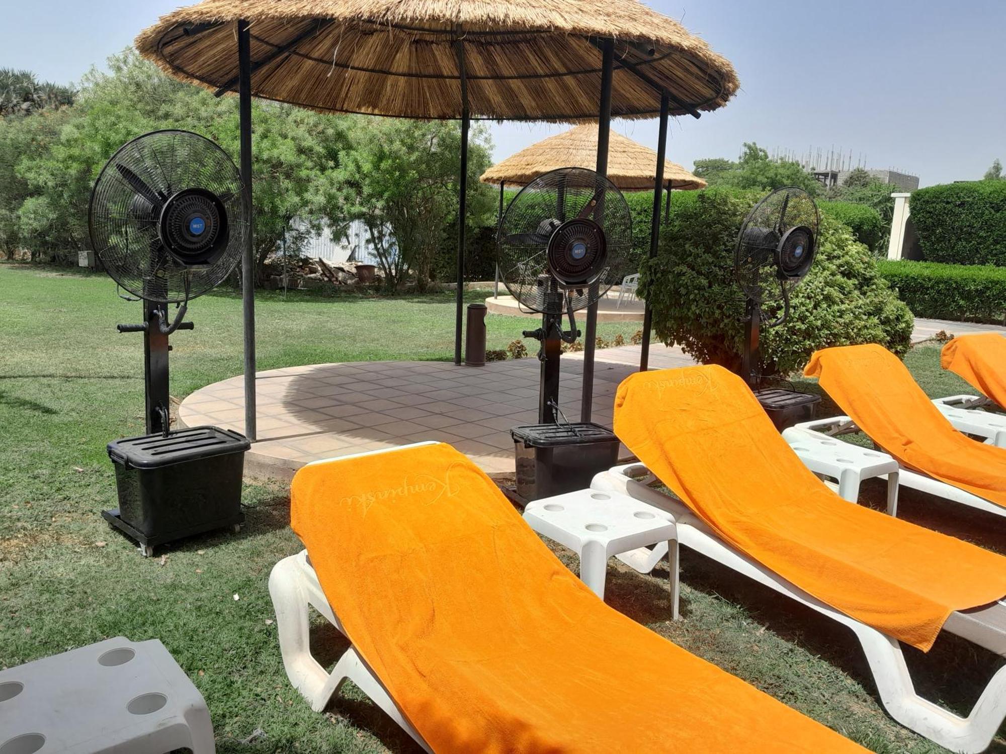 L'Amitie Hotel NʼDjamena Exteriér fotografie
